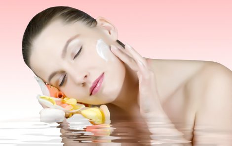 Empower your body’s natural shield – Why we love ceramides