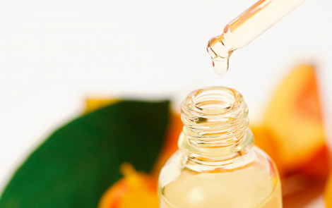 Últimas notícias em ingredientes: da lei de cosméticos sem tóxicos ao novo ingrediente da Sederma para skincare durante a menopausa