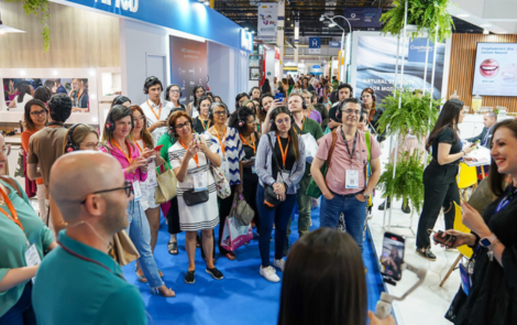 Ana Beatriz Elia, nova gerente da in-cosmetics Latin America, destaca os desafios da edição 2024; confira