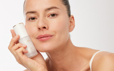 Structure-Property relationships of emulsifiers for liquid crystal formation