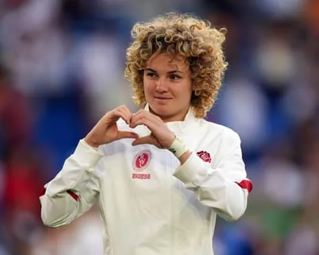 England's Kildunne and Hannah Botterman Fit to Take On France in Semi-final